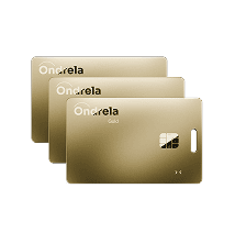 重ねた3枚のゴールドOndrela トラッカーカード
